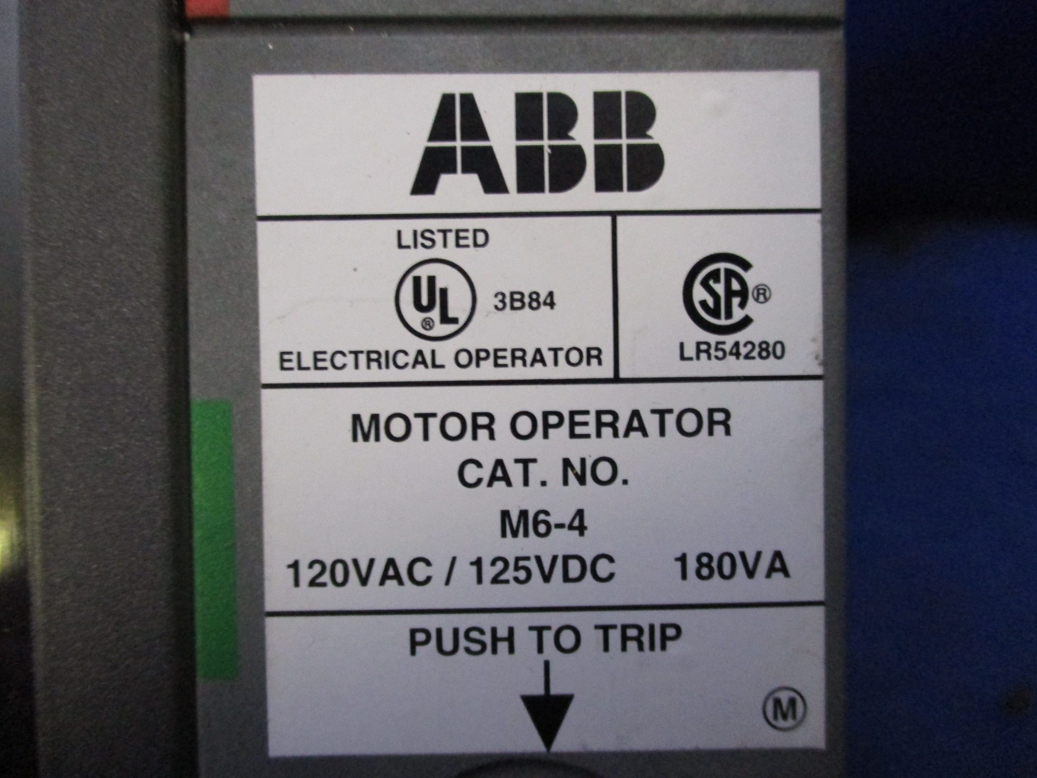 ABB M6-4 Motor operador 120 Vac/125 VDC 180 va para los interruptores de Marco S6
