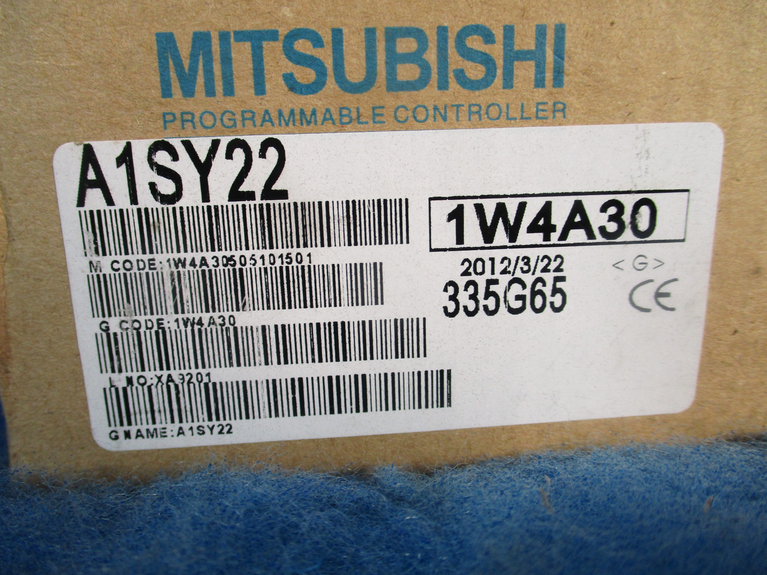 New in box Mitsubishi PLC A1SY22 Programmable Logic Controller 1 year warranty # 